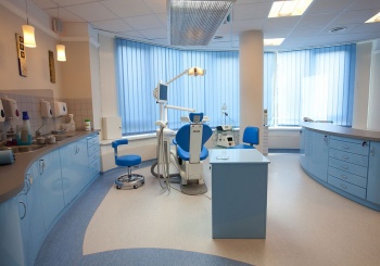 Zahnarzthelfer in Ungarn