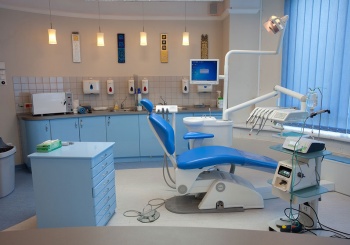 Zahnarzthelfer in Ungarn
